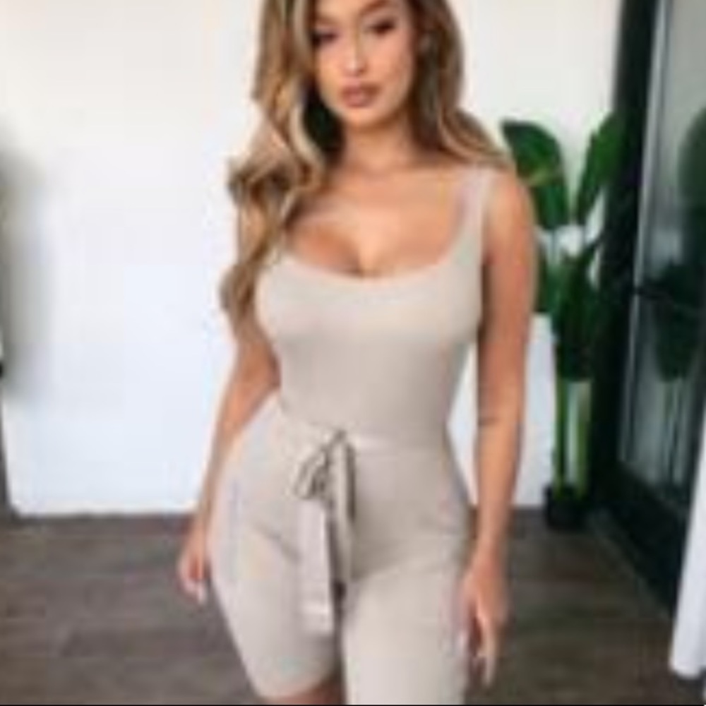 Ootdfash nude romper